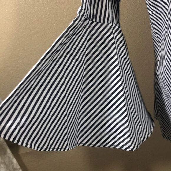 Notations dark gray white striped bell sleeve top - Picture 3 of 5
